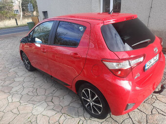 Toyota yaris 1,5 vvti 2/2018 výborný stav Topován Inzerát by - 8