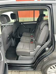 Volkswagen Touran 2.0TDI, DSG, 7miestne - 8