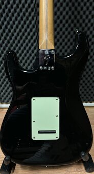 Fender Stratocaster Player Series Limited Edition - 8