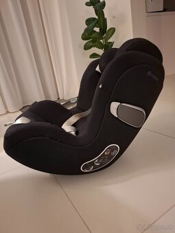 Cybex zakladna Base Z + autosedacka Cybex Sirona Z - 8