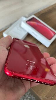 iPhone Xr - 8