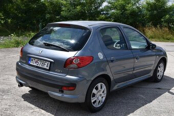 Peugeot 206 + 1.4 Magic - 8