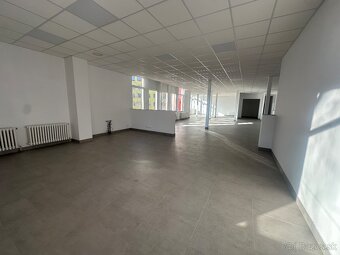 Na prenájom obhcodný priestor 220m2 - Voľný ihned - 8