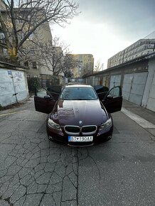 BMW 318i - 8