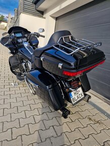 Harley Davidson Road Glide Ultra - 8