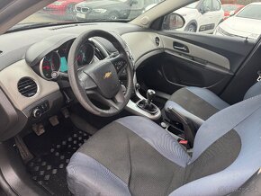 Chevrolet Cruze 1.6 - 8