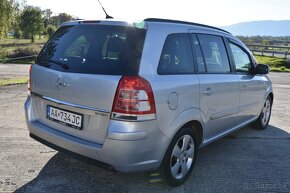 Opel Zafira 1.7 DTJ Essenti - 8