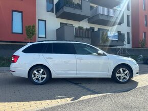 Škoda Octavia Combi 1.6 TDI 115k Ambition - 8