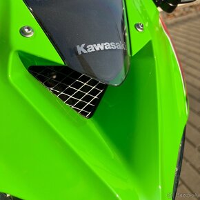 Kawasaki ZX-4RR zelená s rýchloradením - 8