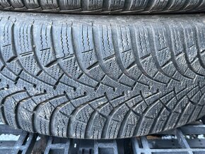 PREDÁM 4 kusy zimné pneumatiky GOODYEAR 195/55 R16 87H - 8