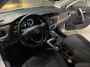 Toyota Auris Touring sport 1.6 6M/T - 8