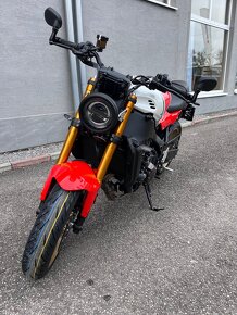 Yamaha Xsr 900 - 8