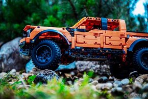 TECHNIC STAVEBNICA FORD RAPTOR F-150 - 8