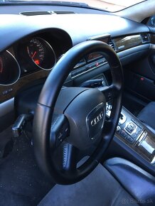 AUDI A8 4.2 TDI V8 QUATTRO 4x4 - 8