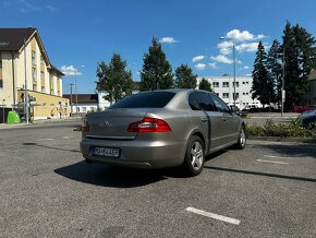 Škoda Superb 2.0 TDI - 8