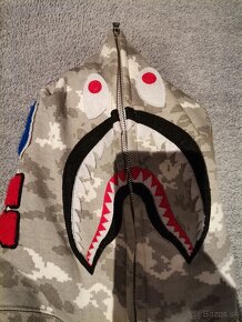 Bape hoodie ???? - 8