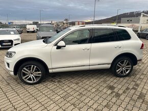 Volkswagen Touareg 3.0 V6 TDI 4Motion - 8