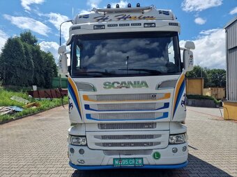 Scania R 560 do drewna do lasu - 8