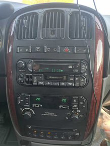 Chrysler Grand Voyager 2004 - 8