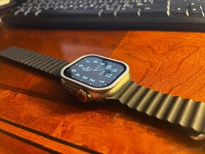 Apple Watch Ultra 2 49 mm - 8