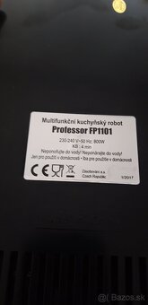 Predám kuchynský robot PROFESSOR - 8