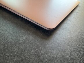 predám Apple MacBook Air 13,3" 128GB rose gold (2019), - 8