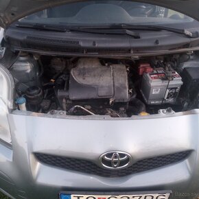 Toyota yaris predam - 8