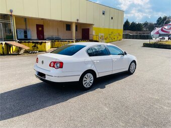 Volkswagen Passat B6 1.9TDI BlueMotion - 8