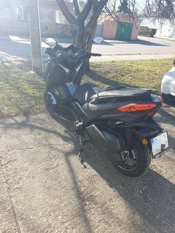 Skúter Yamaha x-max 300 - 8