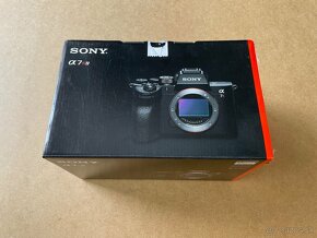 Sony Alpha A7R IV - 8