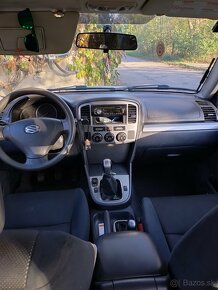 Suzuki Grand Vitara 2.0 hdi - 8