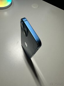 iPhone 13 Mini - 128 GB - Super stav. - 8