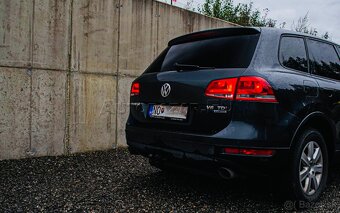 VW Touareg 3.0 tdi - 8