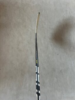 Predám hokejku Bauer Supreme 2S PRO SR - 8