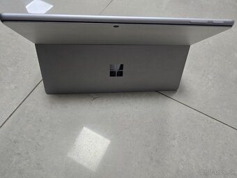 Microsoft Surface Pro 9, 13", i7- 1255U, 16GB, 1TB, Platinu - 8