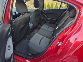 Mazda 3 1.5 skyactiv-G - 8