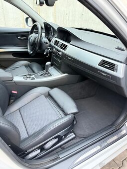 BMW E91 330d xDrive 2010 A/T - 8