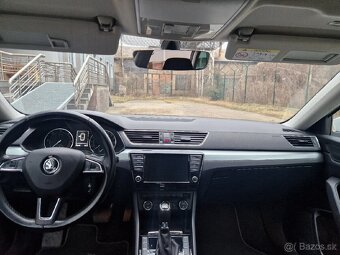 Skoda Superb 2.0 TDI DSG - 8