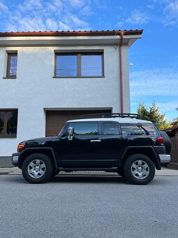 toyota fj cruiser - 8