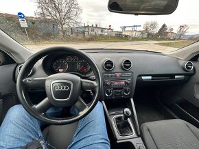 Audi A3 8P 2005 1.6 benzín - 8