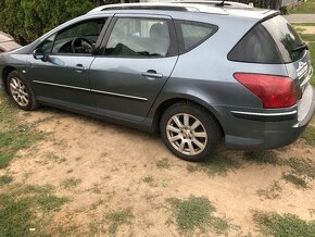 Peugeot 407 - 8