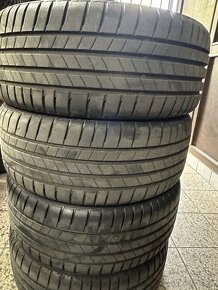 Predám letné pneu 215/40R18 89Y Bridgestone T005 - 8