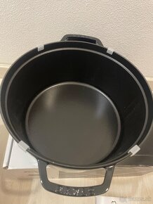 STAUB COCOTTE čierna lesklá , 28 cm, liatina/ nový - 8