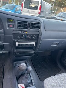 TOYOTA HILUX 2,5 DIESEL 4X4 - 8