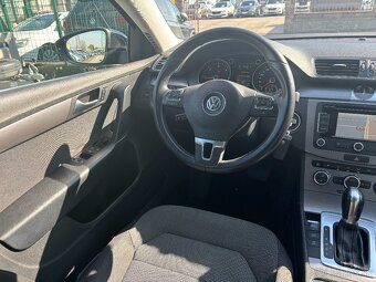 Volkswagen Passat Variant 2.0 TDI BMT Comfortline Business D - 8