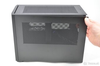 NCASE M1 Classic - 8