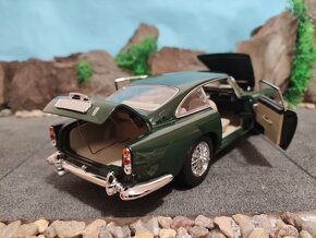 prodám model 1:18 aston martin DB5 autoart - 8