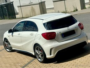 Mercedes-Benz A45 AMG 4matic - 8