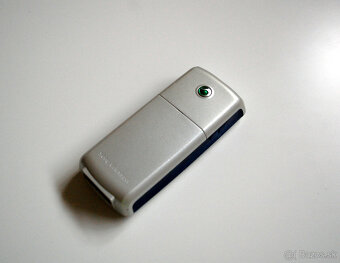 Sony Ericsson T230 - 8