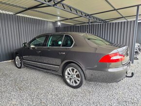 Škoda Superb 2.0 TDI PD Ambition - 8